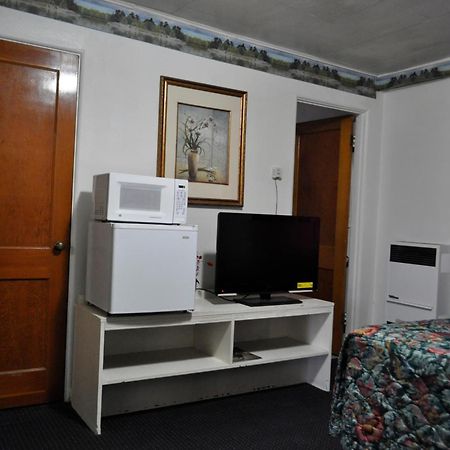 Western Motel Lovell Bagian luar foto