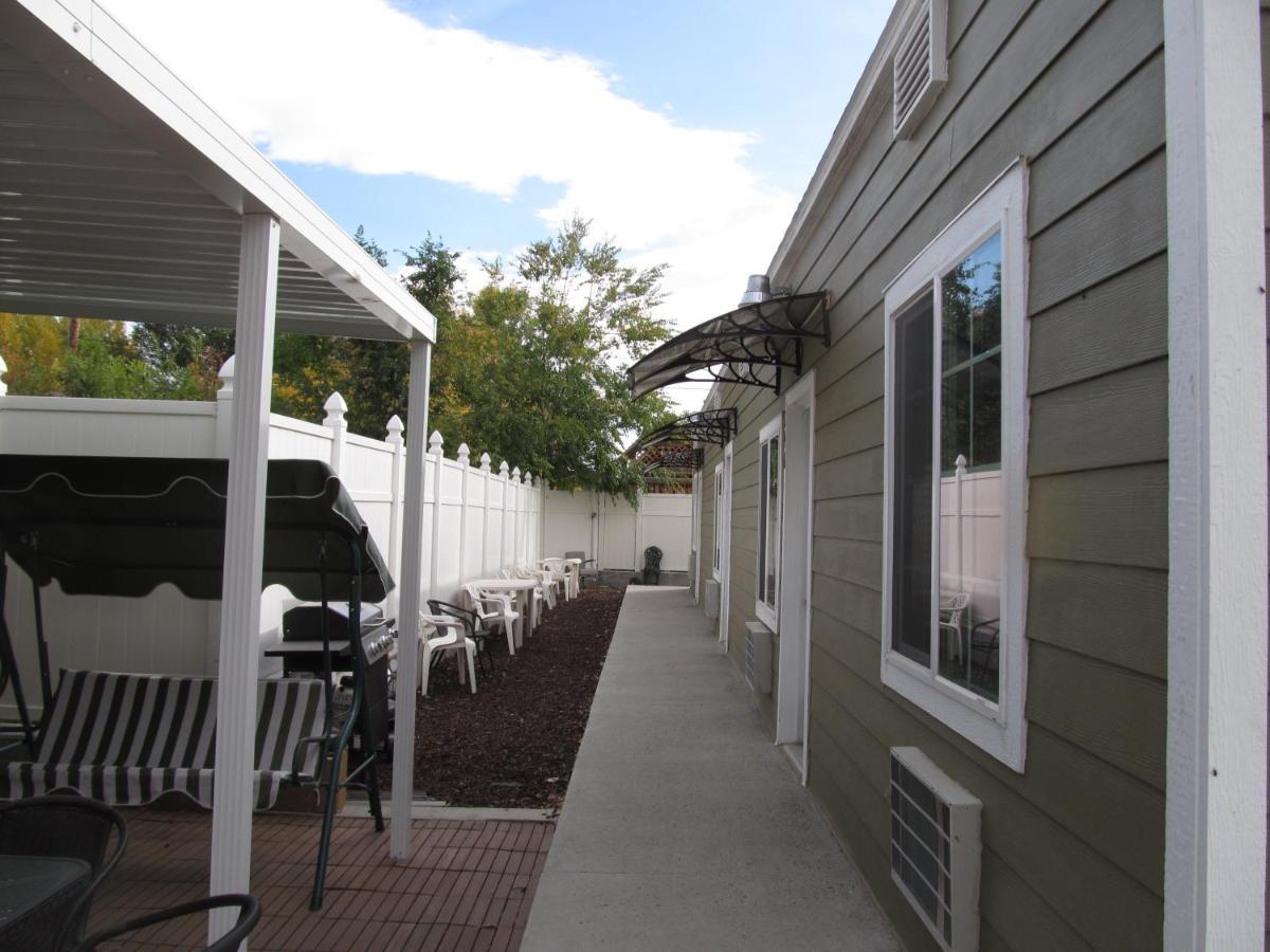 Western Motel Lovell Bagian luar foto