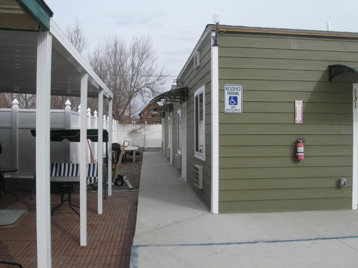 Western Motel Lovell Bagian luar foto