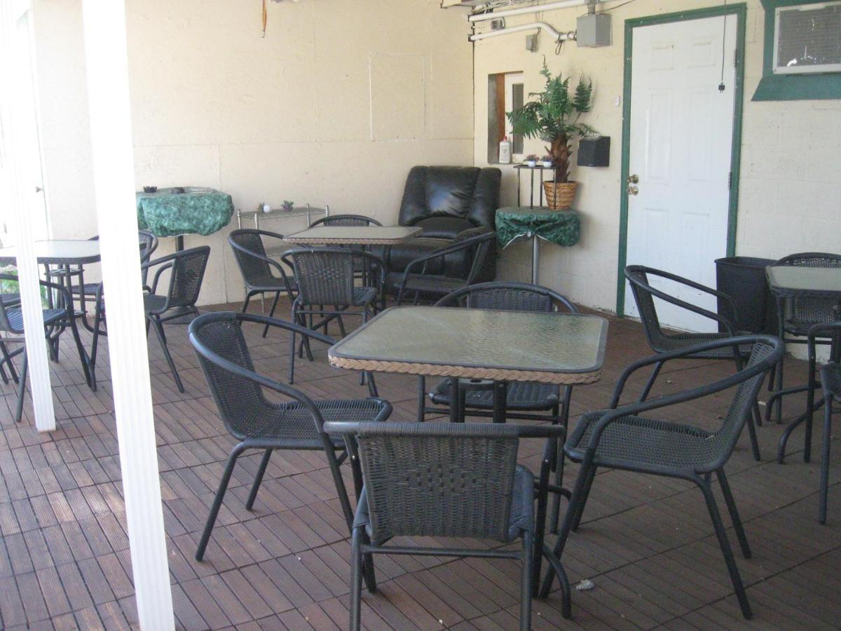 Western Motel Lovell Bagian luar foto