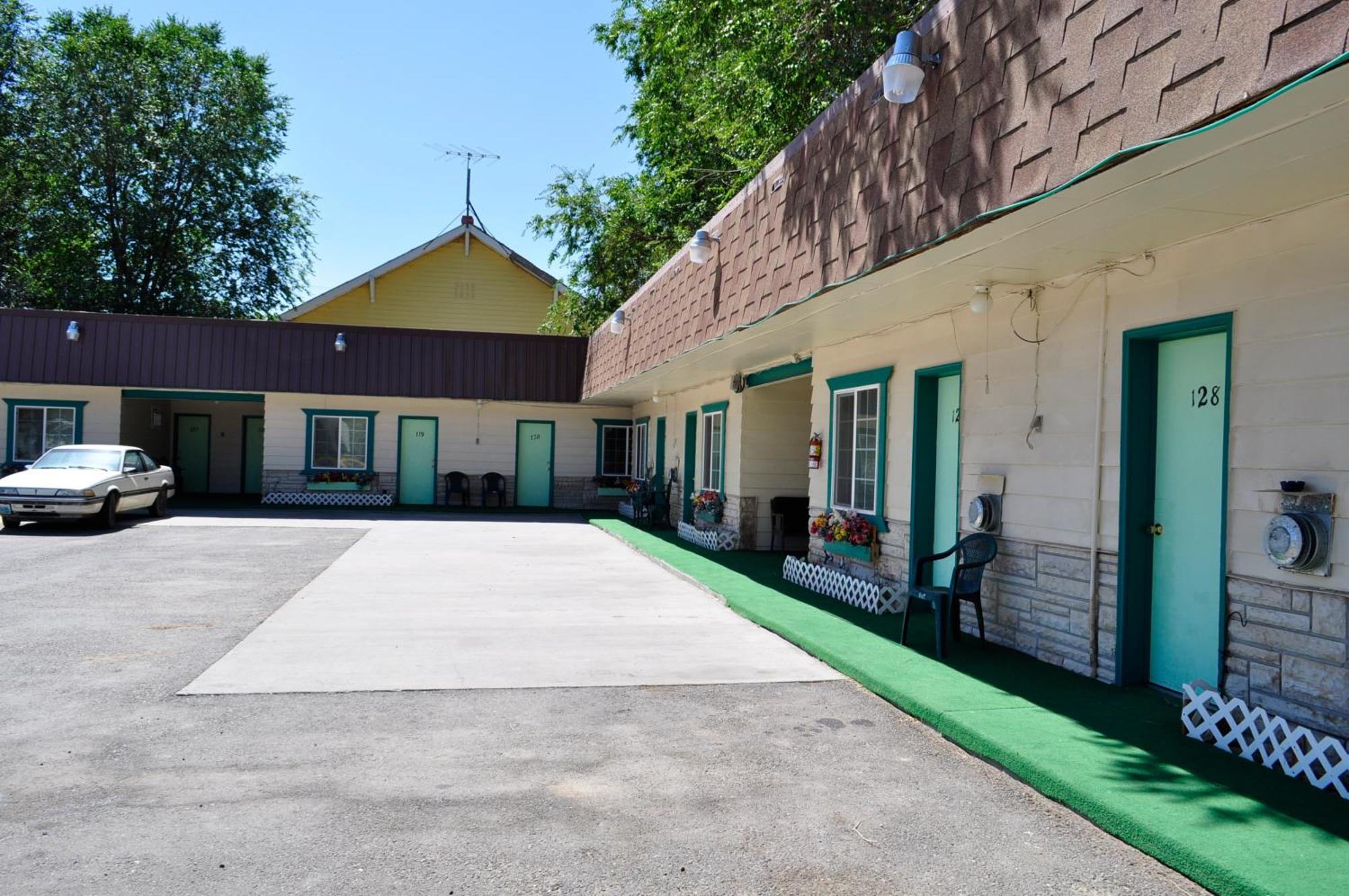Western Motel Lovell Bagian luar foto