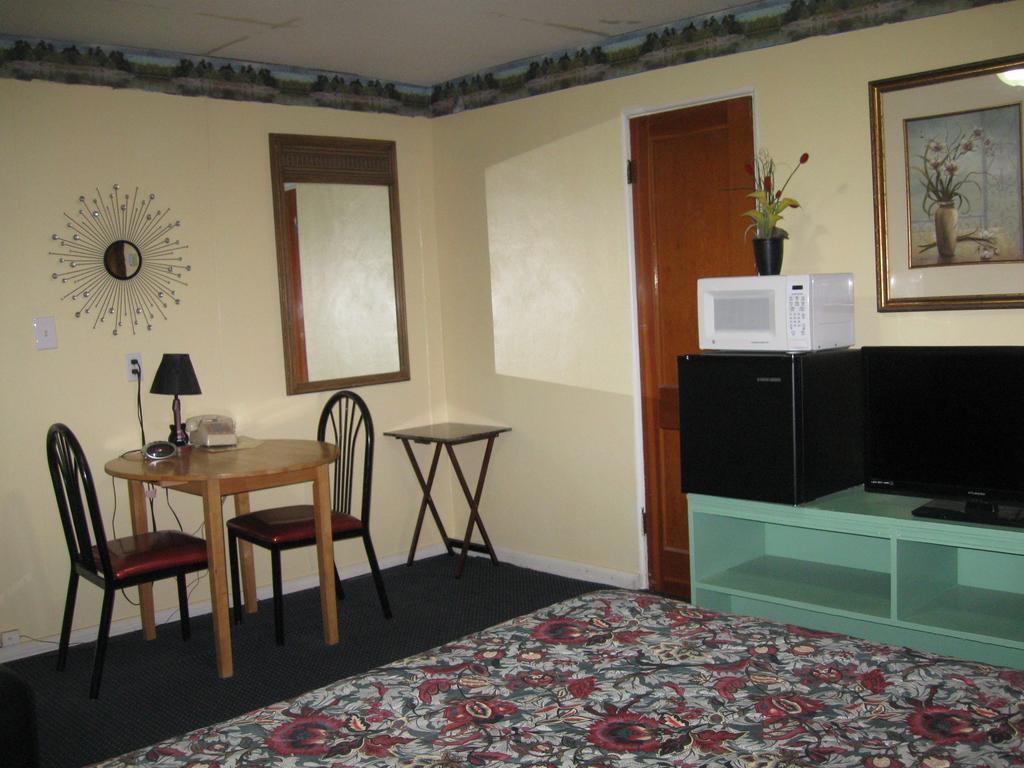 Western Motel Lovell Bagian luar foto