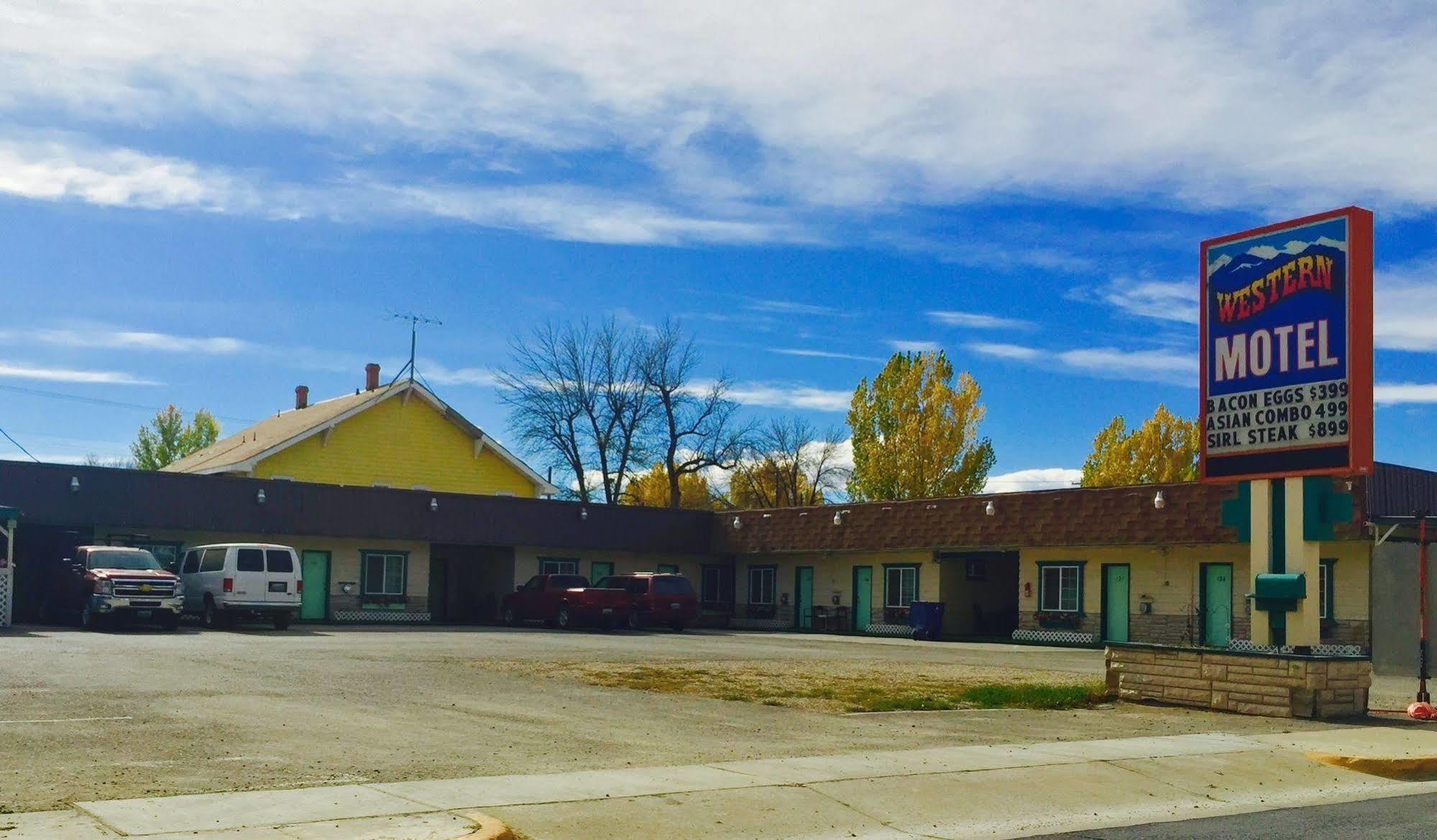 Western Motel Lovell Bagian luar foto